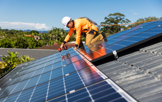 Terugleverkosten voor zonnepaneelhouders stegen met gemiddeld 18% in half jaar tijd